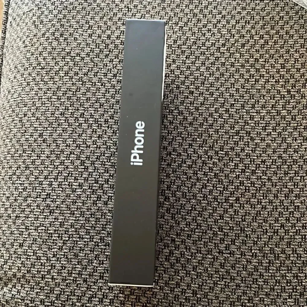 Apple Iphone 13 pro max  box